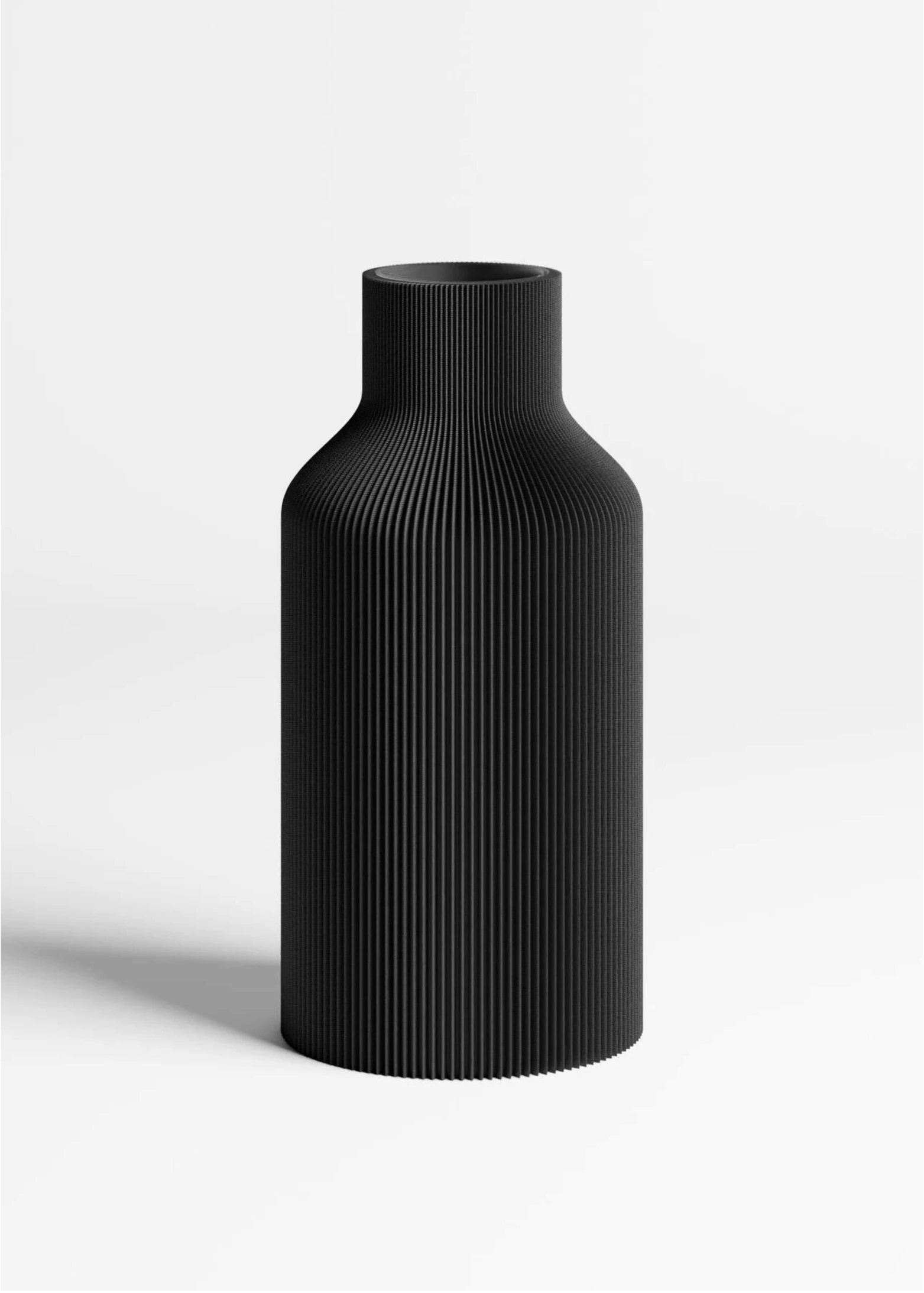 BOTTLE VASE | BLACK