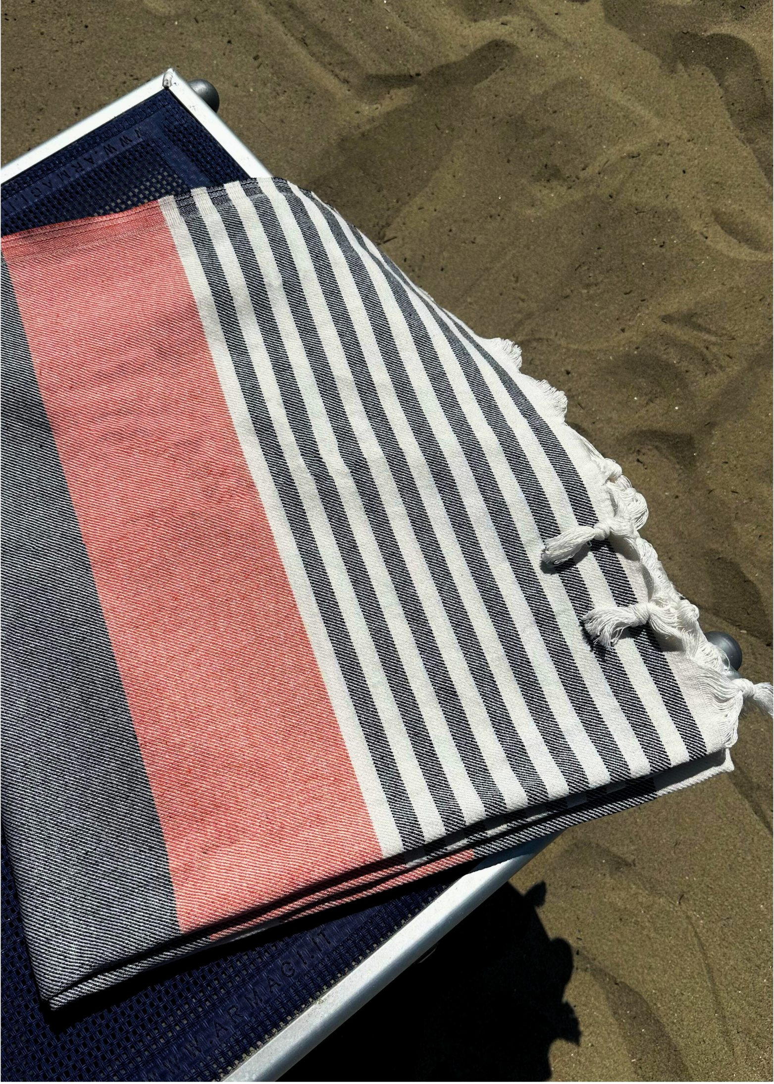 BREZZA BEACH TOWEL