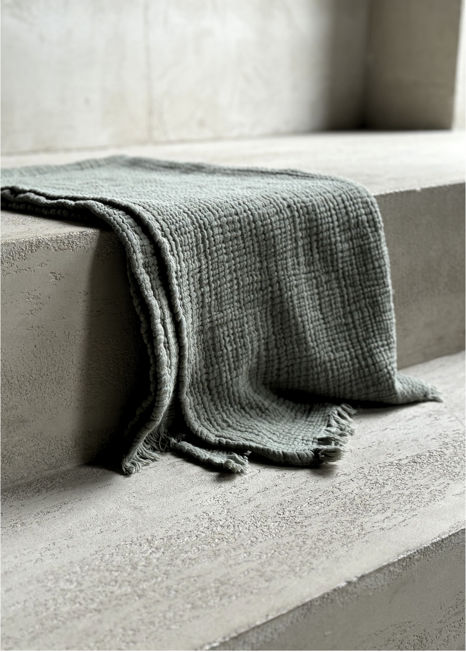 NINA BATH TOWEL | OLIVE GRAY